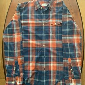 Club Monaco long sleeve plaid shirt